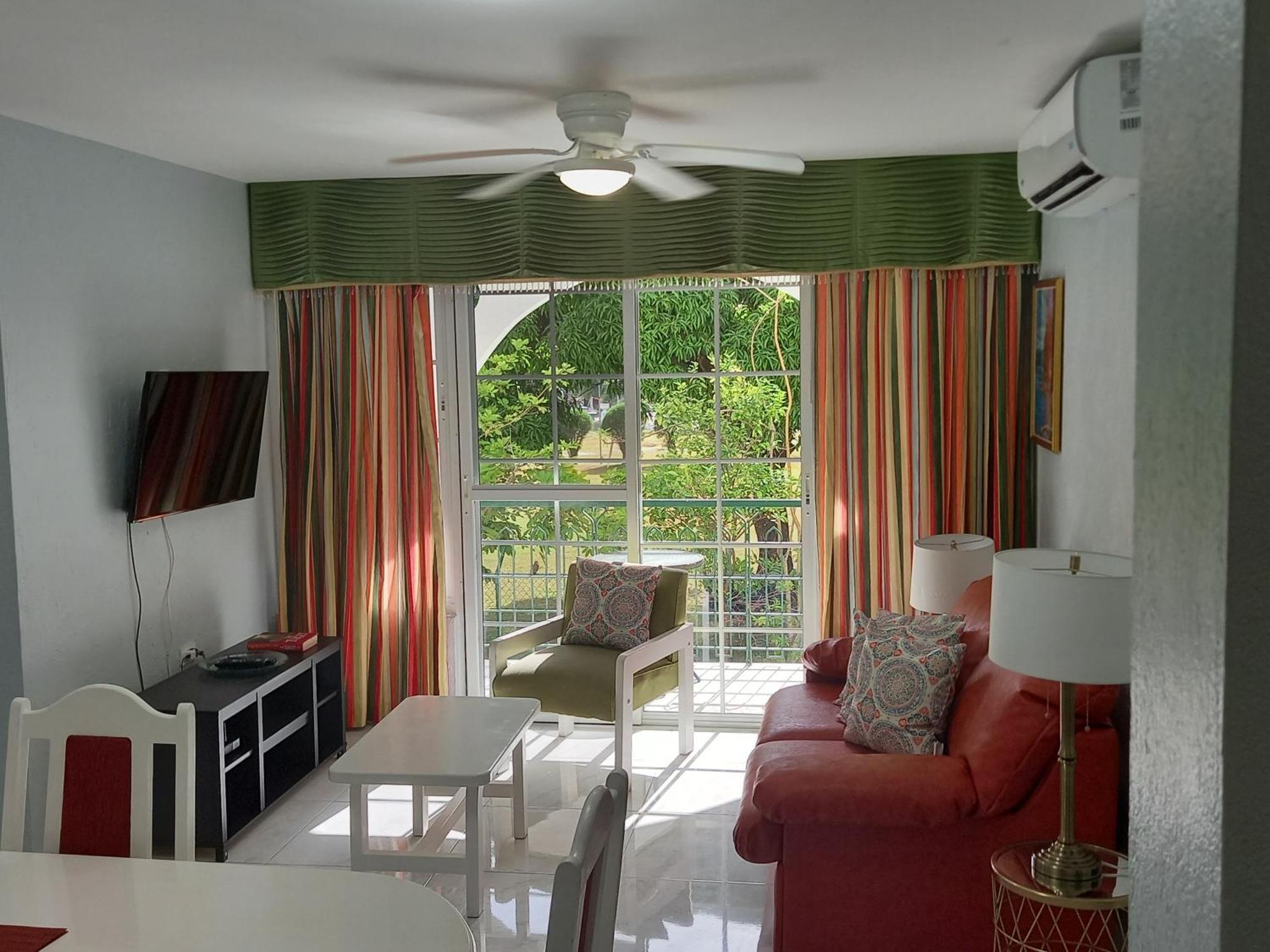 Apartmán Marchabell By The Sea E22 Ocho Rios Exteriér fotografie